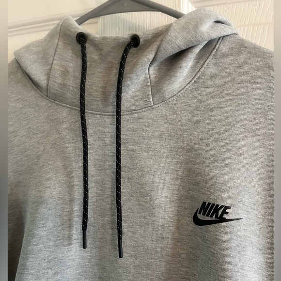 Men's Nike Sportswear Tech Fleece Pullover Hoodie | Size Large - Picture 2 of 8